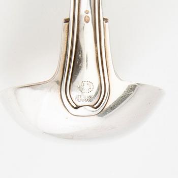 Harald Nielsen, bestick 73 dlr silver "Old Danish" Georg Jensen.