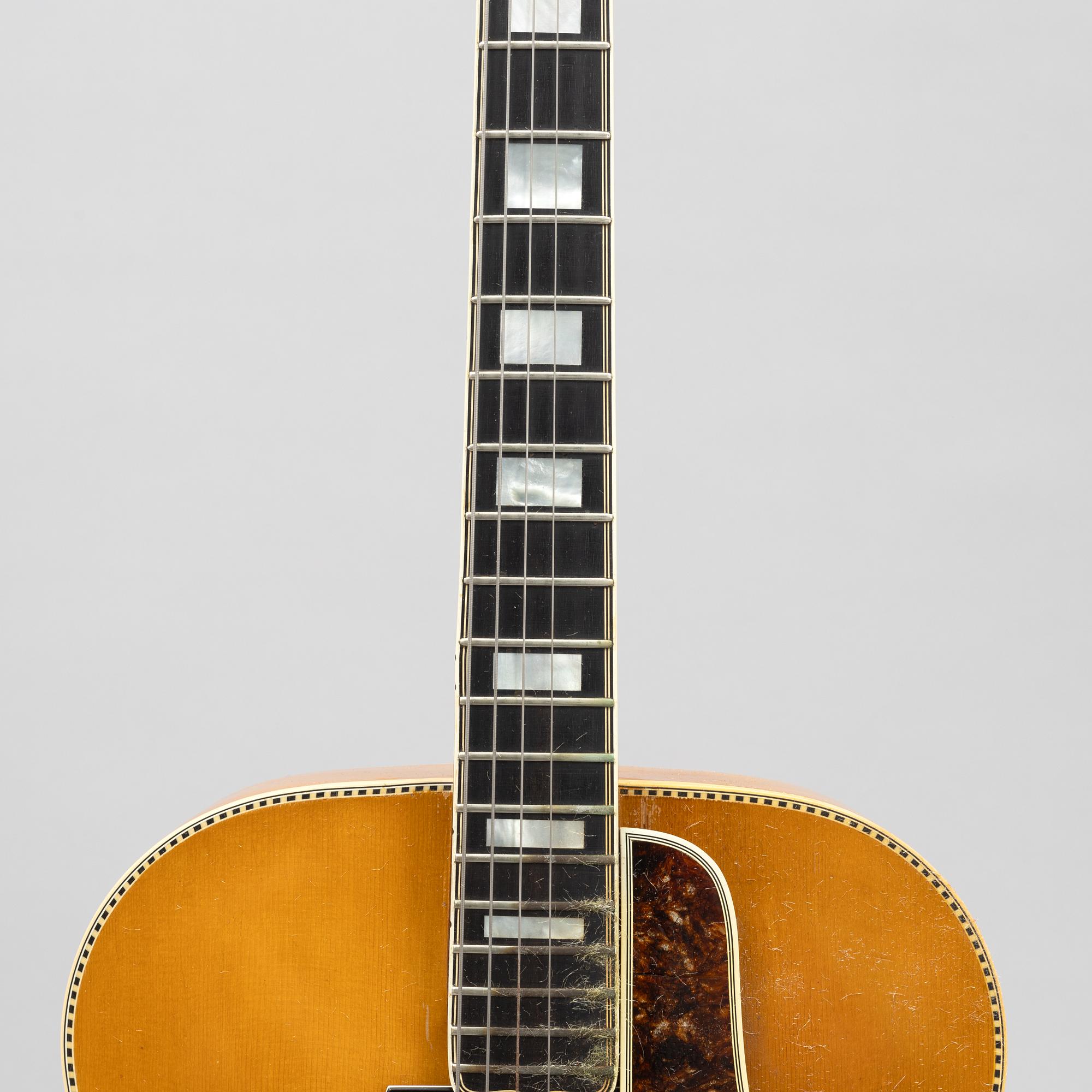 Gibson, "L10", halvakustisk gitarr, 1934, USA.