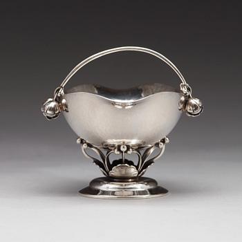 Georg Jensen, skål, Köpenhamn 1919-1927, sterling, design nr 235B.