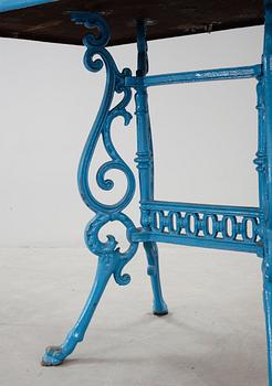 BORD, trädgårdsbord, sent 1800-tal.