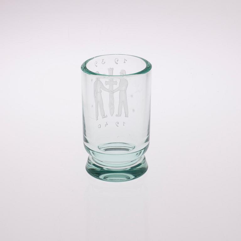 VAS, glas, "Vapenbror" Riihimäki Glasbruk 1940-tal.
