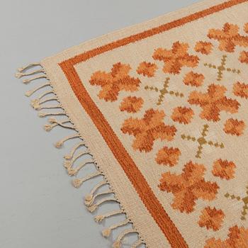 Alice Wallebäck, Rölakan rug, approximately 247 x 170 cm.