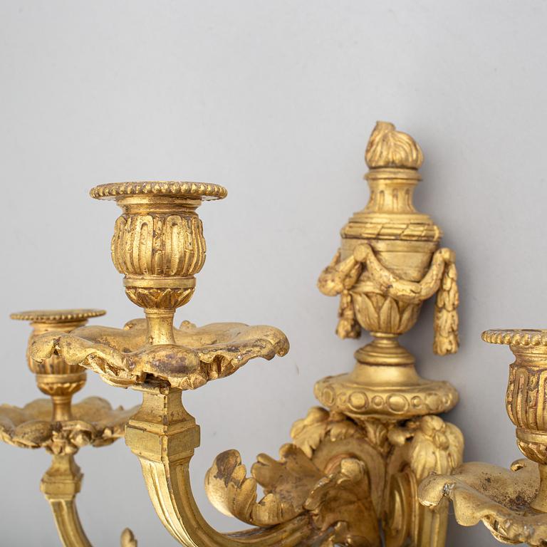 APPLIQUER ett par för 3 ljus, Louis XVI stil, 1800-tal.