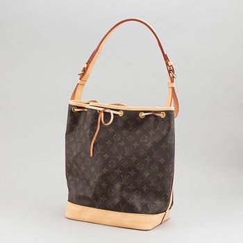 Louis Vuitton, a monogram canvas 'Noé' sholder bag.