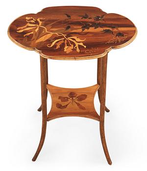 742. An Emile Gallé Art Nouveau mahogany table with floral inlays, Nancy, France ca 1900.