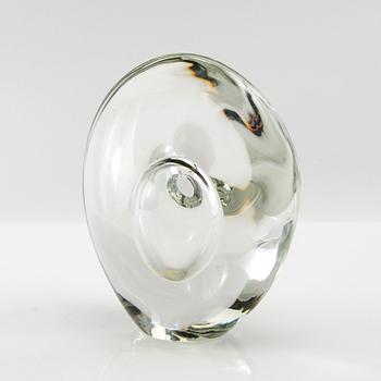 Timo Sarpaneva,  a 'Sitting bird' glass sculpture, model 3567, signed Timo Sarpaneva Iittala -55.