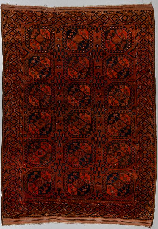 A CARPET, semi-antique Ersari, ca 278 x 195 cm.