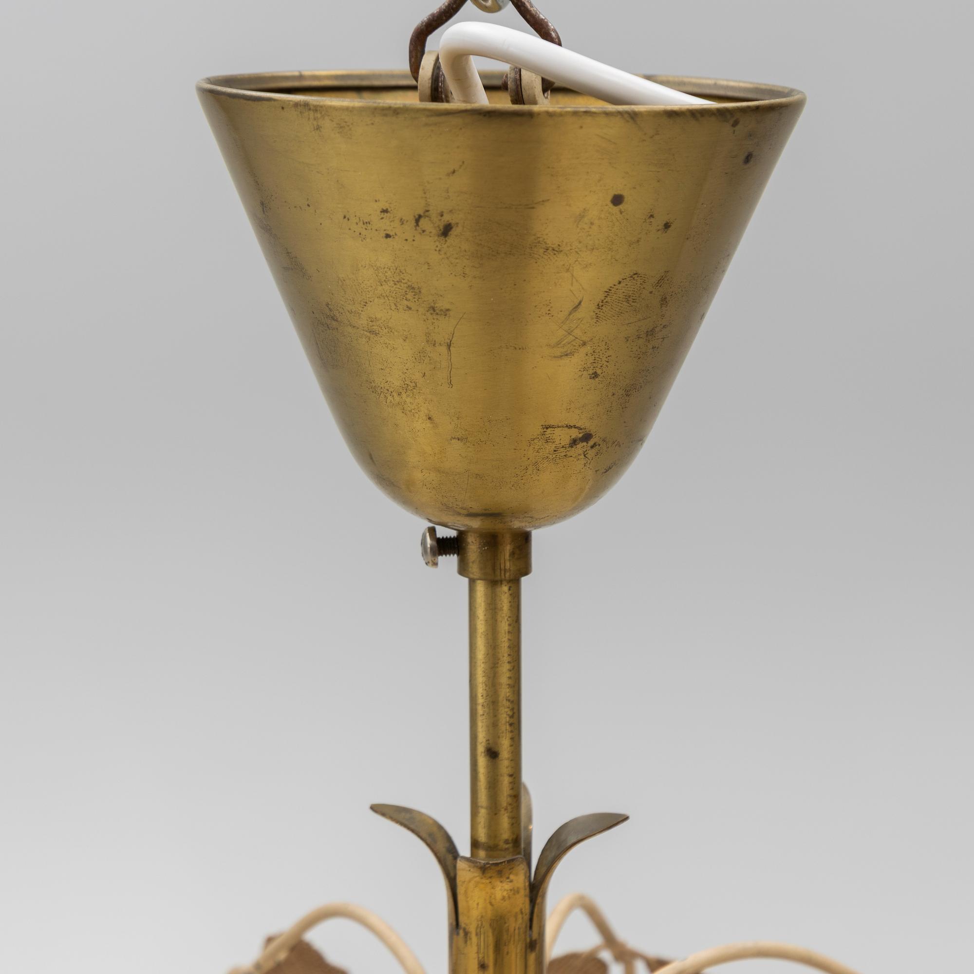 Swedish Modern, a ceiling lamp, attributed to Corona Belysningskultur, Stockholm, 1940s.