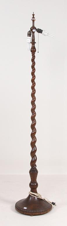 GOLVLAMPA, 1900-talets början.