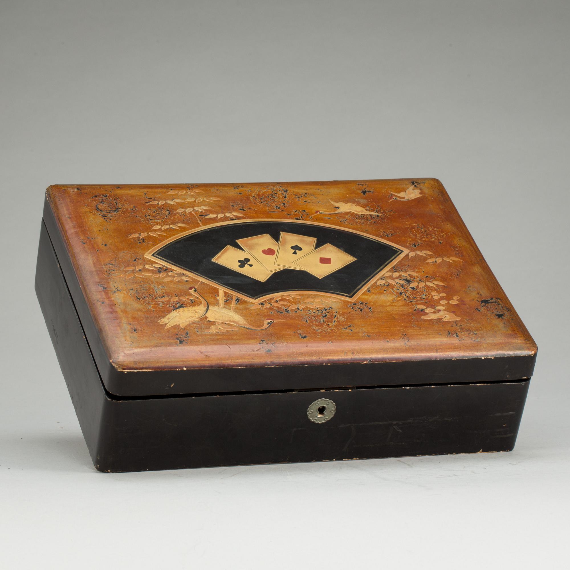 SPELSCHATULL, Kina, 1900-talets första hälft.