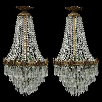 Chandeliers, a pair, Gustavian style, first half of the 20th century.