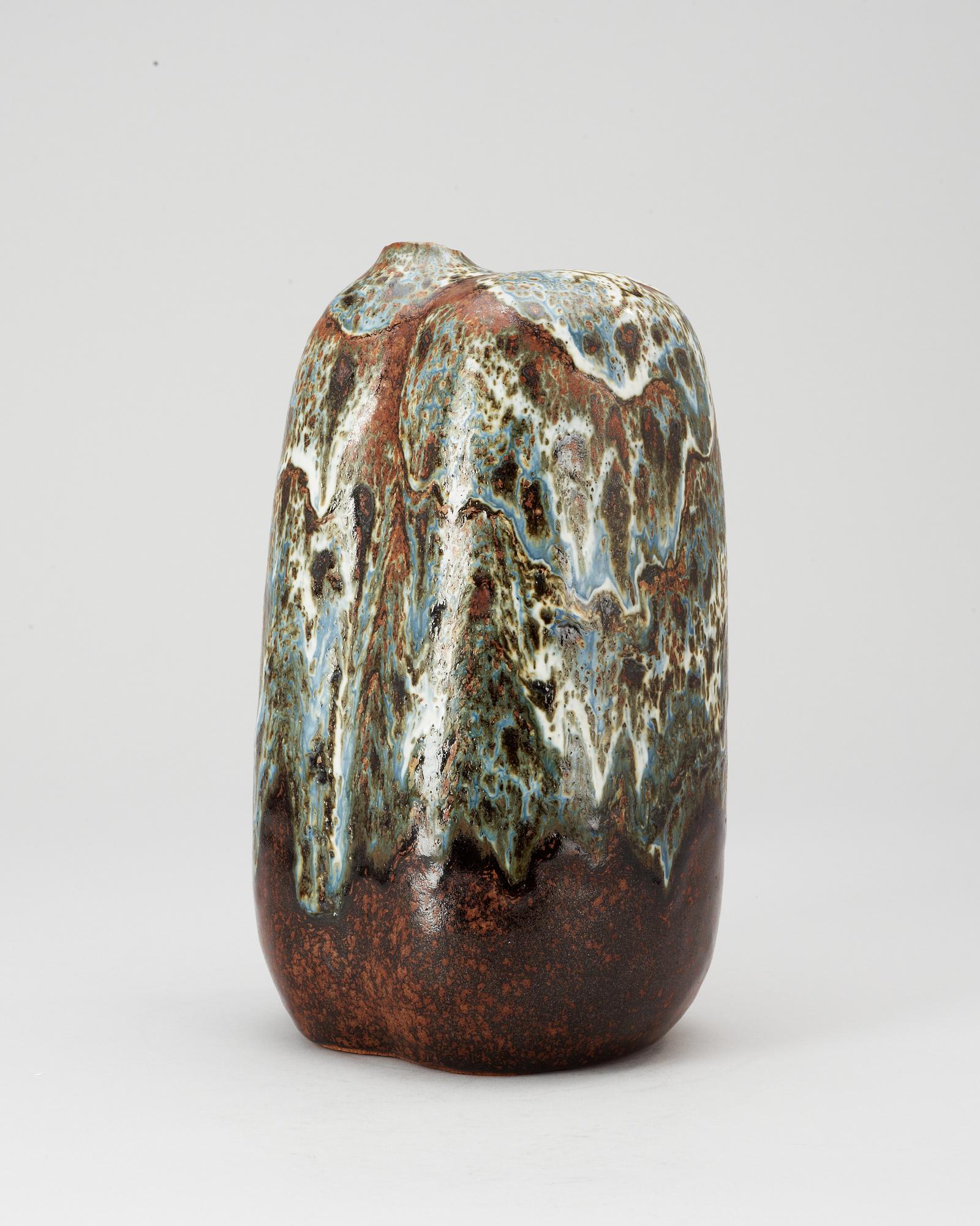 An Erik Plöen stoneware vase, Norway.