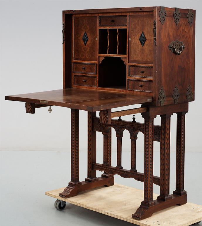 SKIRVPULPET, renässansstil, 1900-talets första hälft.