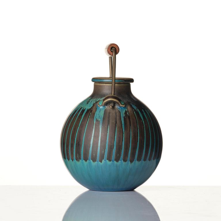 Stig Lindberg, a stoneware set of a teapot, a bowl and a goblet, Gustavsberg Studio 1969.