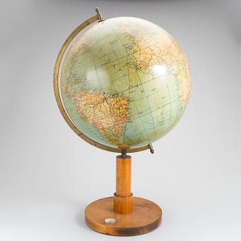 JORDGLOB, Prof. d:r Krauses Handels- och Samfärdsglob, 1900-talets första hälft.