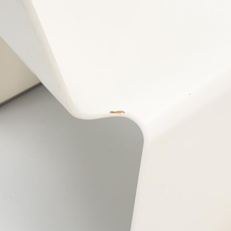 Peter Karpf, stolar 3 st., "Nxt", Swedese, 1982.