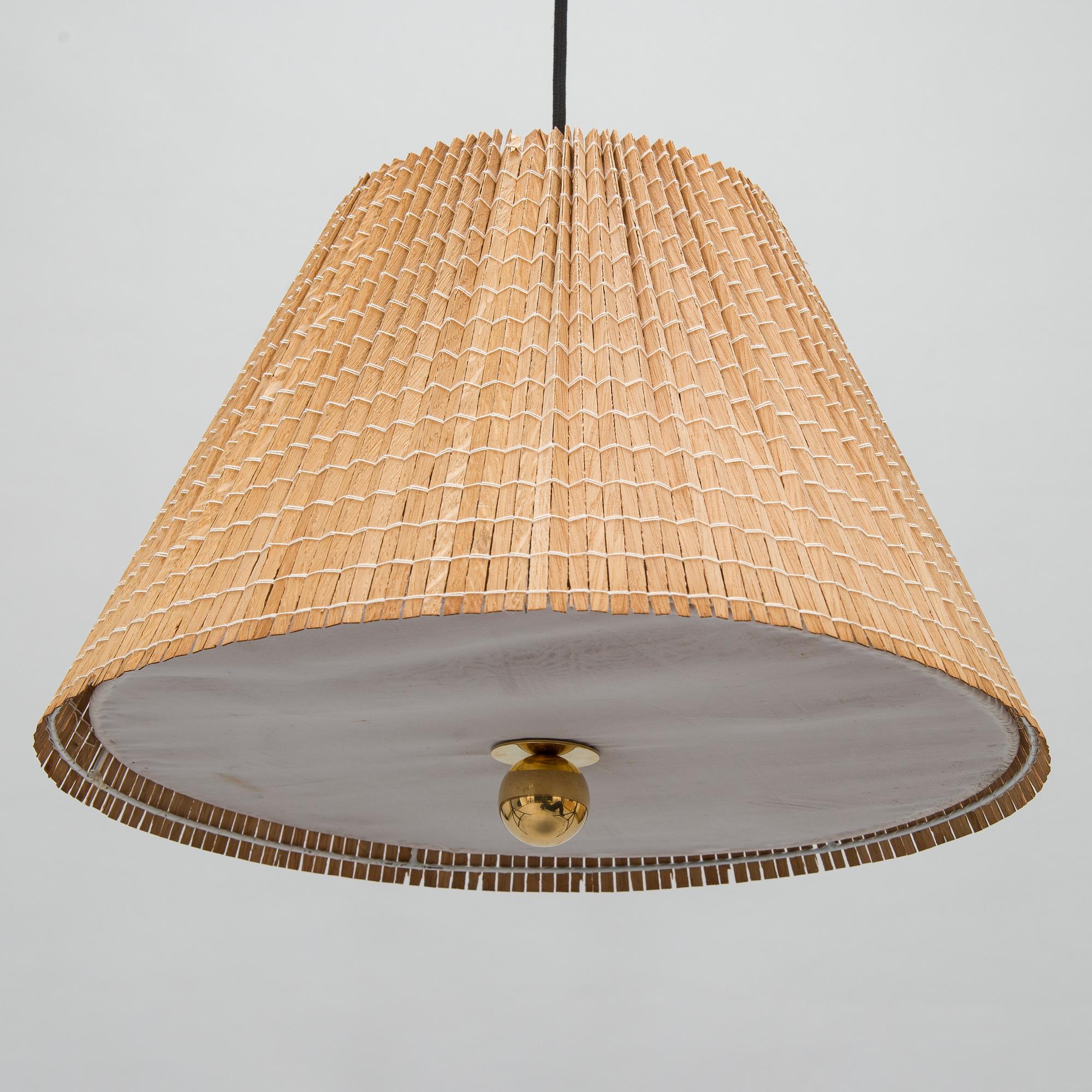 Paavo Tynell, taklampa, modell 1968 Taito 1900-talets mitt.