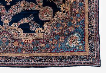 Matta, semiantik Kirman, Södra Persien, ca  592 x 388 cm.