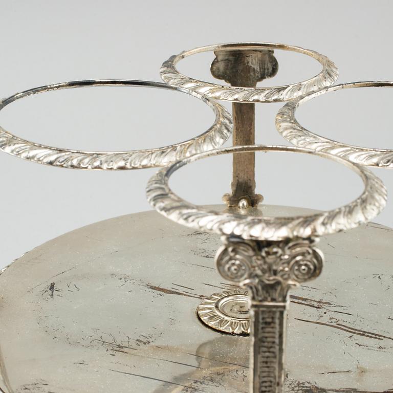 A silver bottle stand, by Gustaf Möllenborg (active 1823-1850), 1837. Weight 1236 g.
