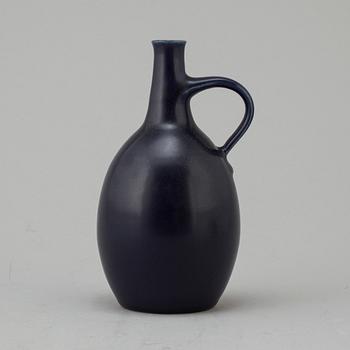 A stoneware vase by Erich & Ingrid Triller, Tobo, signed, 1950's/60's.