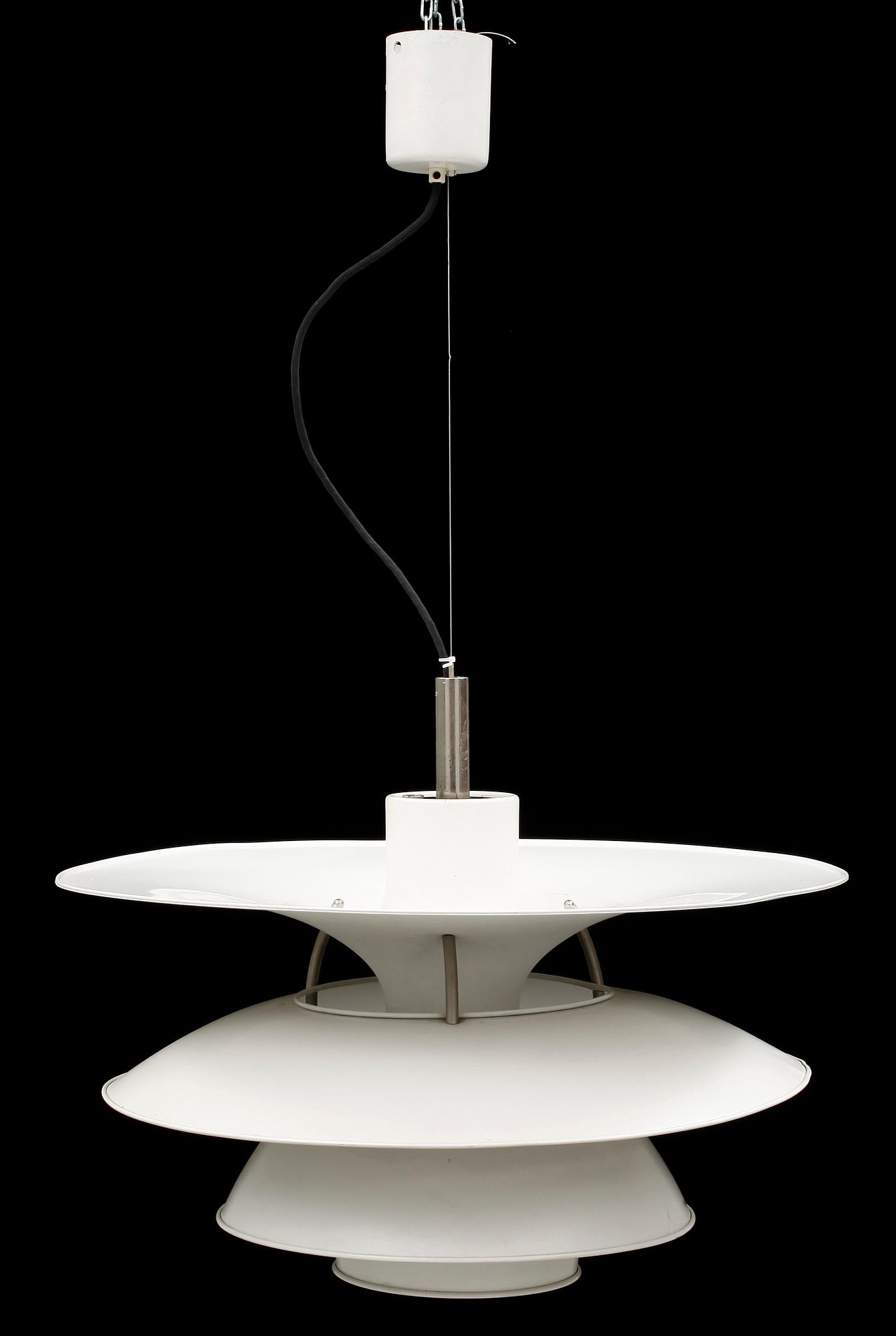 TAKLAMPA, "Charlottenburg", Ebbe Christensen, Sophus Frandsen och Poul Henningsen för Louis Poulsen, Höjd 50 cm.