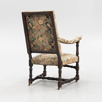 A Baroque armchair, from around the year 1700.