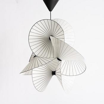 Front, taklampa, "Serpentine light small", Moooi.