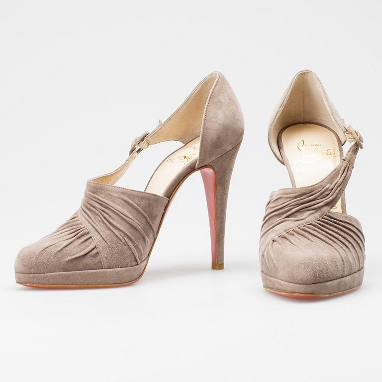 SKOR, "Drapiday", Christian Louboutin.