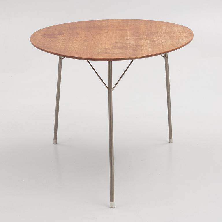 Arne Jacobsen, "The Egg table", Fritz Hansen, Denmark, 1960s/70s.