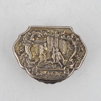 Dosa, silver, icke identifierad mästarstämpel, sannolikt Sverige 1700-tal. Rokoko.