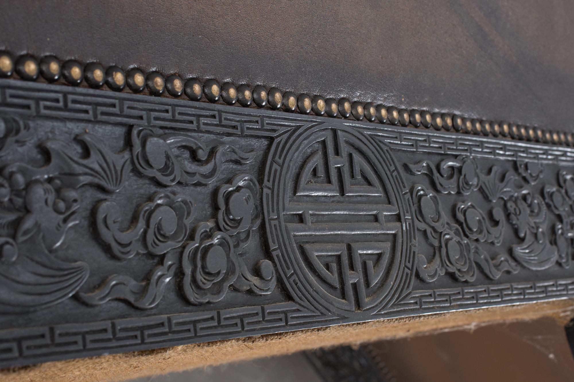 CLUBFÅTÖLJER, ett par, 1900-talets början.