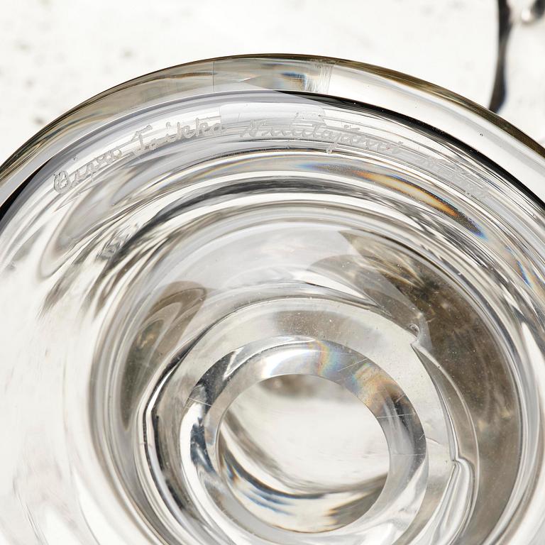 Oiva Toikka, a "Pinja" footed glass bowl, Nuutajärvi, Notsjö, Finland, probably 1980s.
