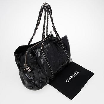 A Black Patent Leather Shopper.