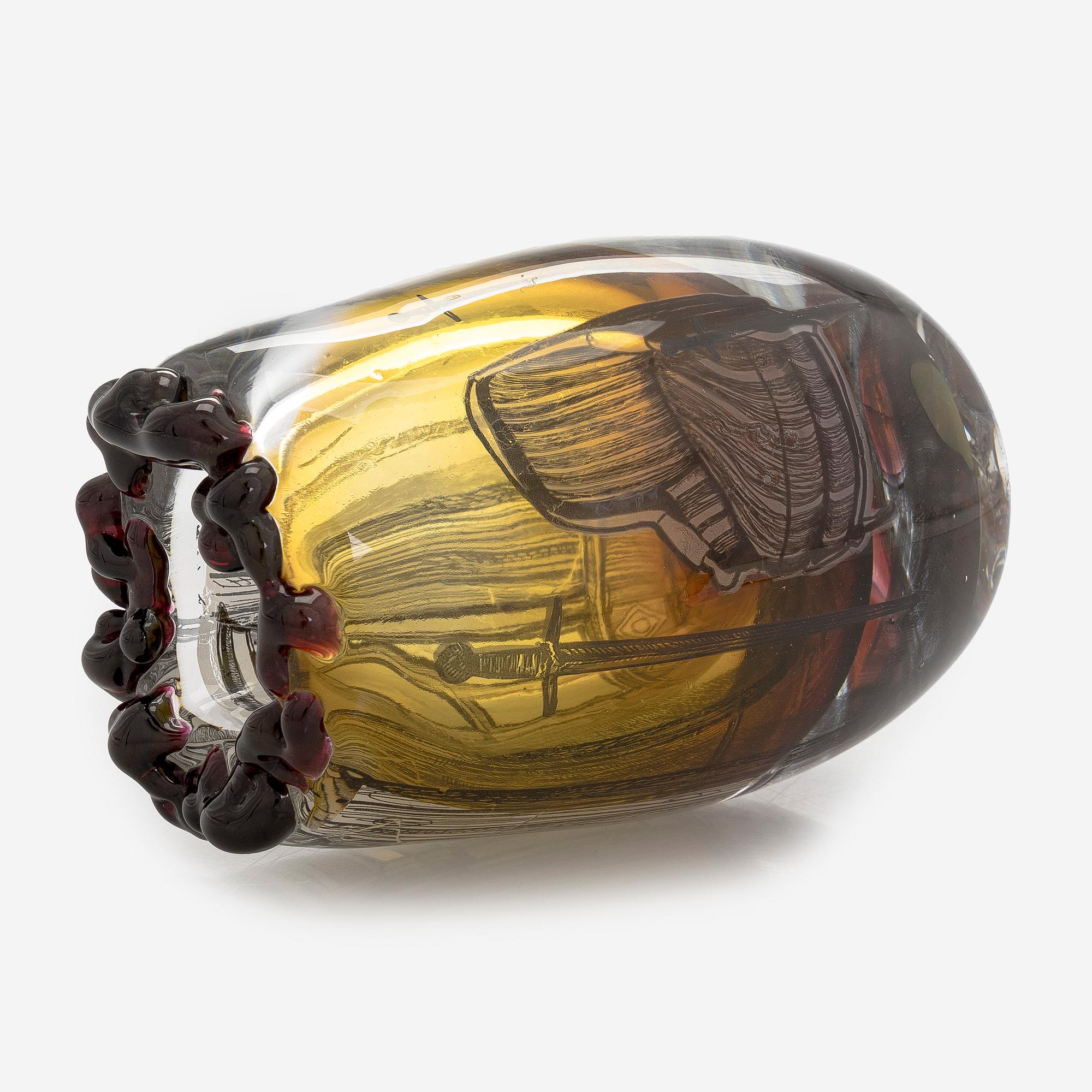 Sini Majuri, a glass sculture 'Iron and love'. Signed Sini Majuri 2023.