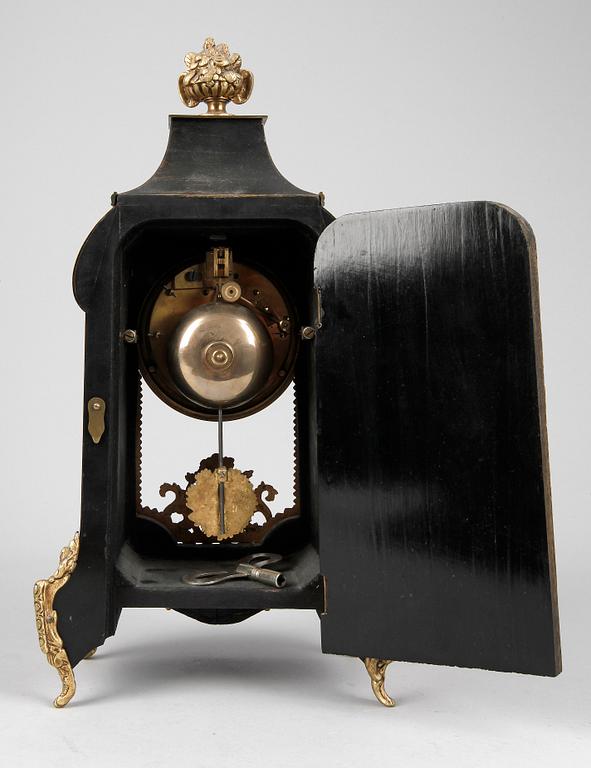 BORDSPENDYL, Louis XV-stil, 1900-tal.