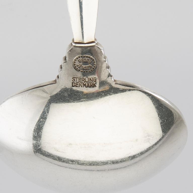 Johan Rohde, Bestick 107 dlr "Dronning/Acanthus" sterlingsilver, för Georg Jensen.