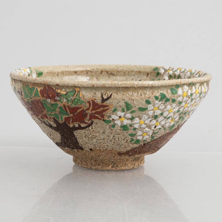 A Japanese stoneware bowl, signed, 20th century.