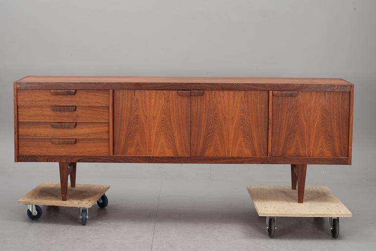 SIDEBOARD, 1960-tal.