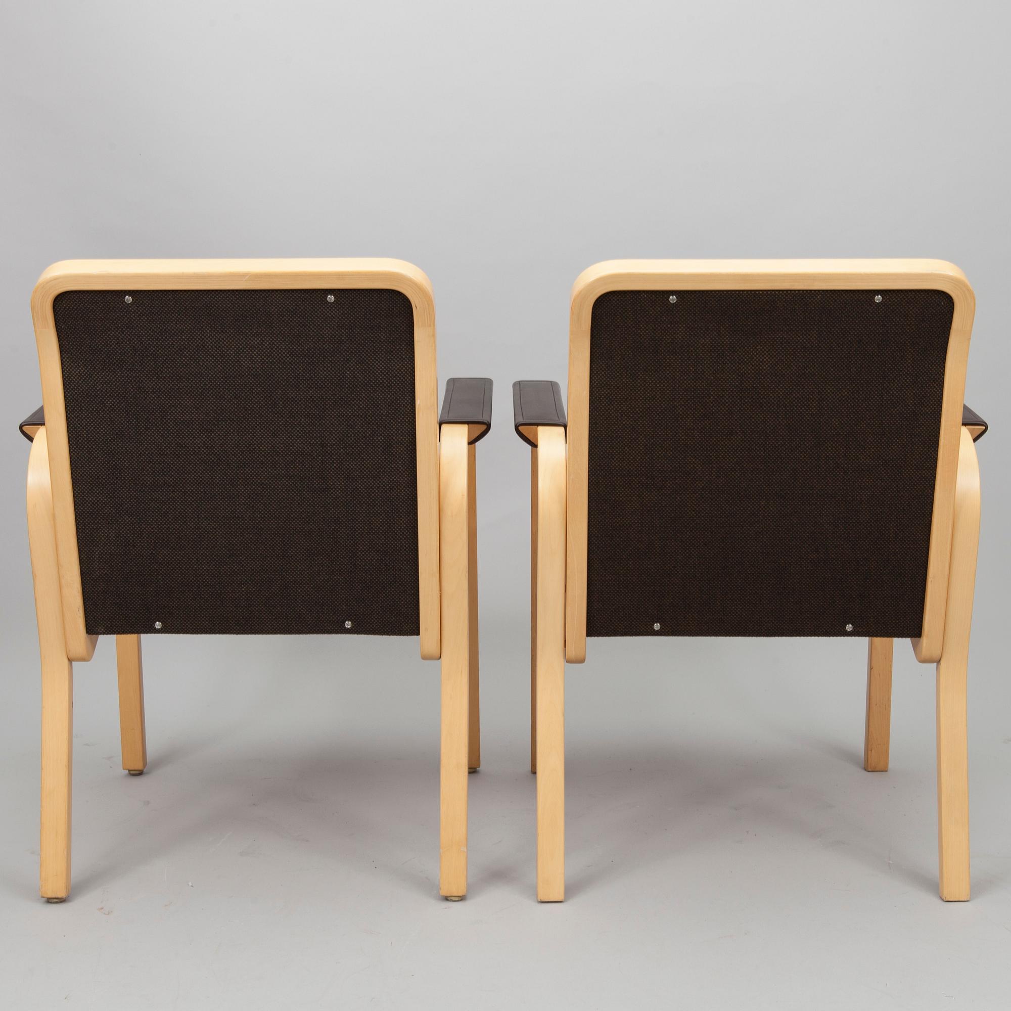 KARMSTOLAR, 4 st, E45, Alvar Aalto, Artek 1900-talets slut.