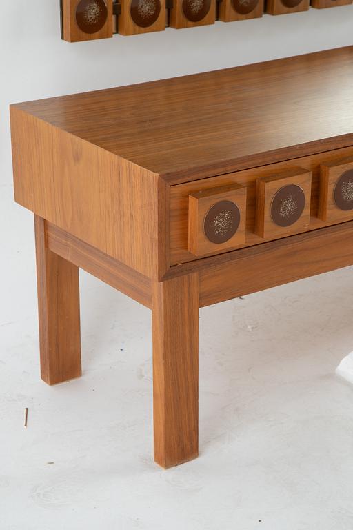 Ewa Wrangel och Lars Göran Nilsson, hallmöbel, AB Glas & trä, Hovmantorp, 1960/70-tal.