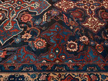 Matto, semi-antique, Chaharmahal/Bakhtiari Province, ca 386, 223,5 cm ( ca 2,5-3,5 cm flat weave at the ends).