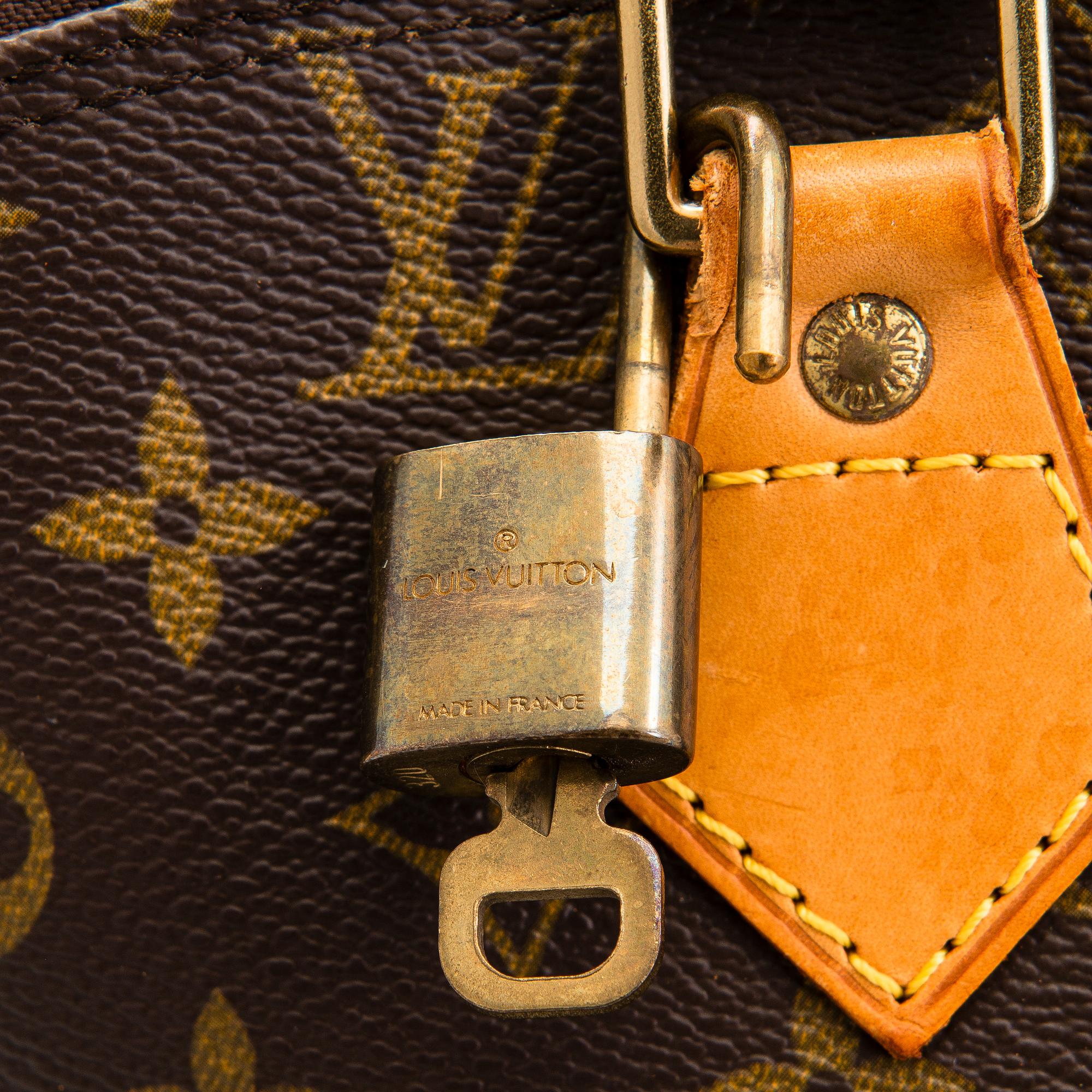 Louis Vuitton, a monogram 'Alma' handbag.