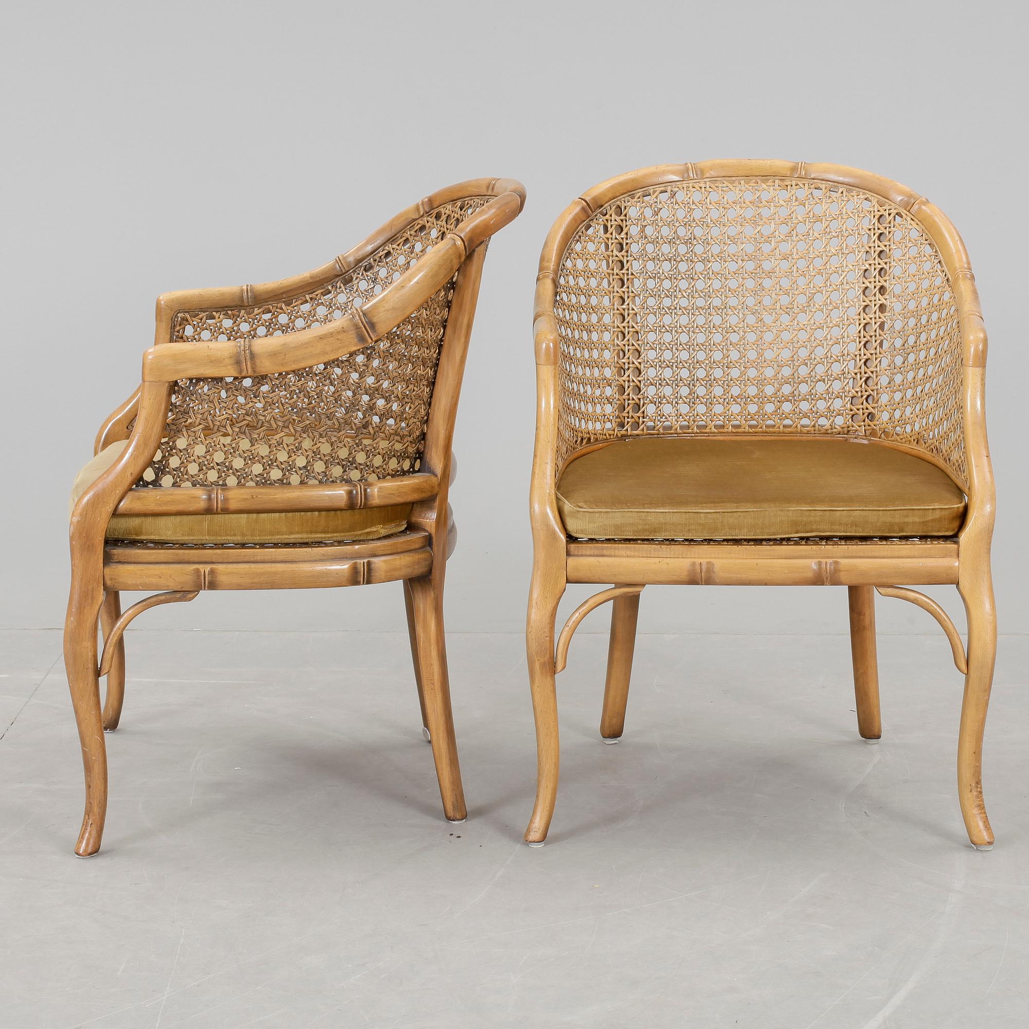 FÅTÖLJER, ett par, kolonialstil, 1960/70-tal.