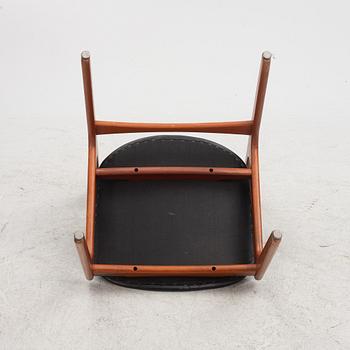 Erik Buch, chairs, 4 pcs, model 49, Odense Cabinetmakers, Denmark, 1950s/60s.