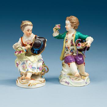 865. A pair of Meissen figures, 20th Century.