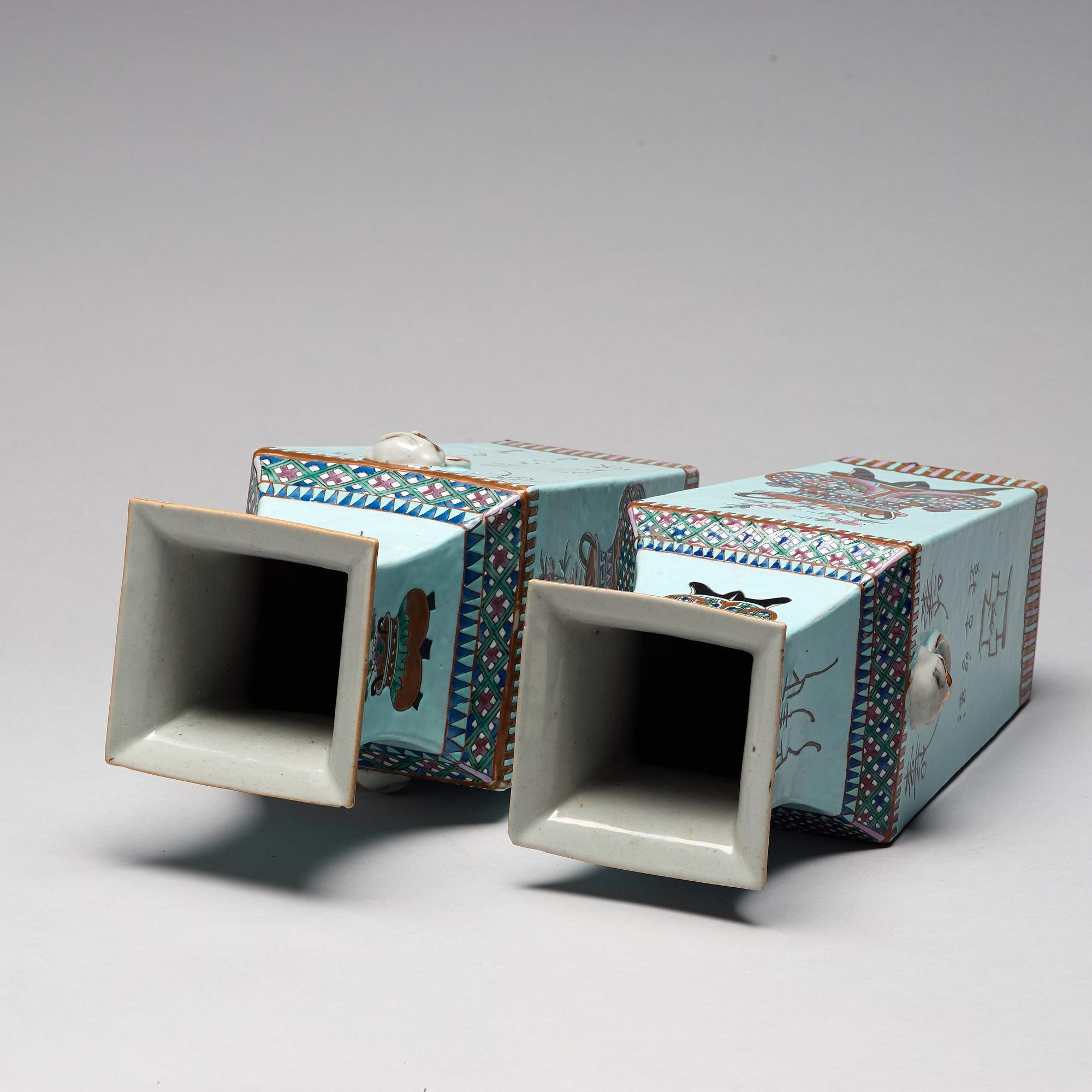 Two Chinese famille rose vases, 20th century.