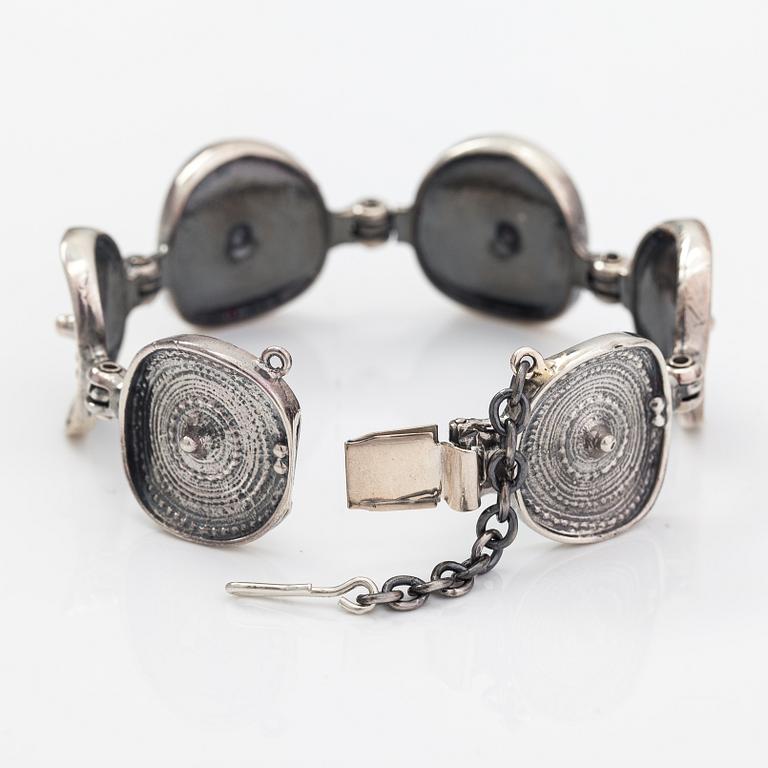 Jorma Laine, Armband "Chic", silver. Turun Hopea, Åbo 1970/80-tal.