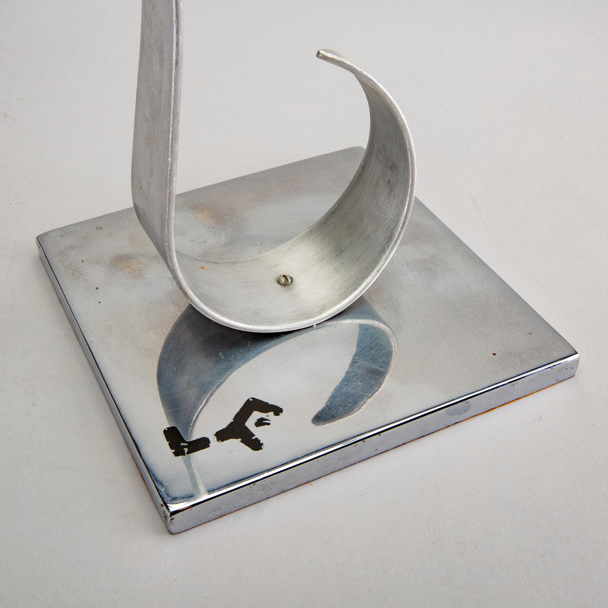Unidentified artist, sculpture / mobile, mark, mid / later part 20th Century.
