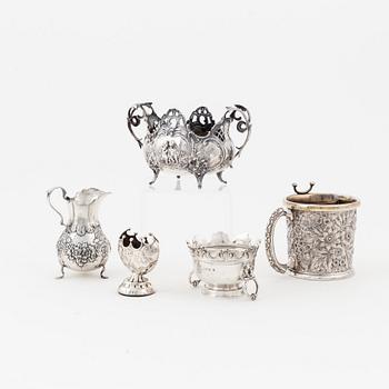 A group of sive neo-rococo silver pieces, England, including Josiah Williams, Chester, 1896.