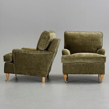 FÅTÖLJER, ett par, Howard-modell, 2000-tal.